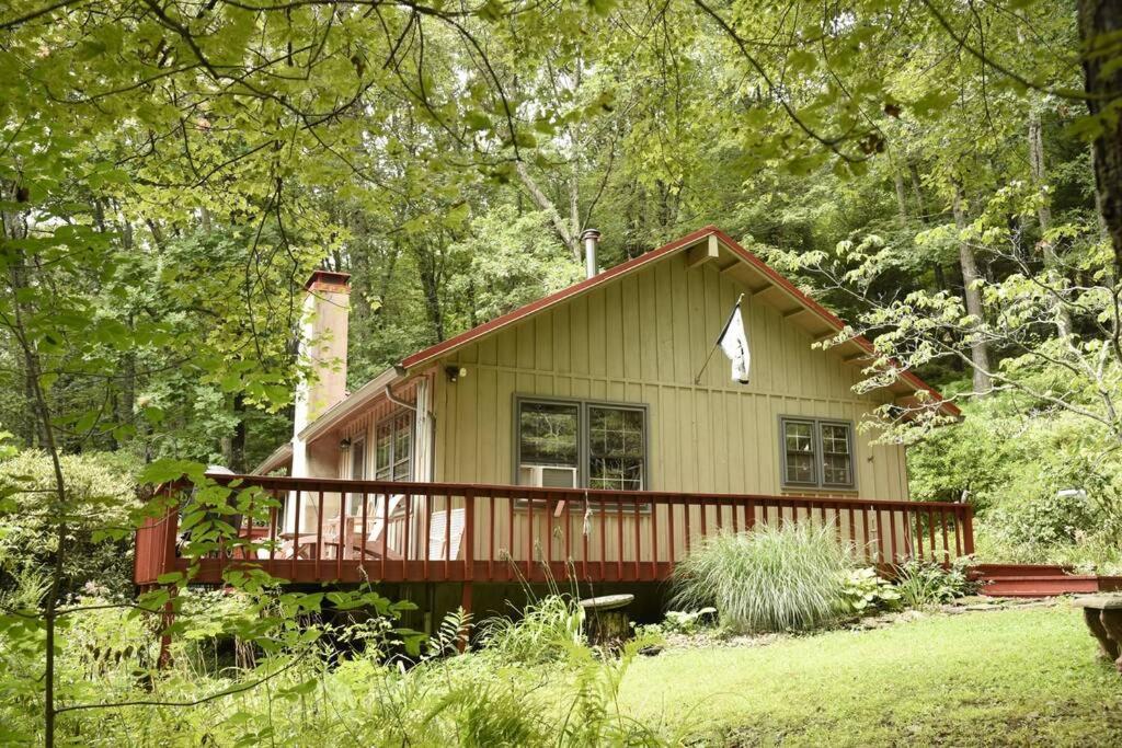 Fox Trot Cabin Meadows of Dan Esterno foto